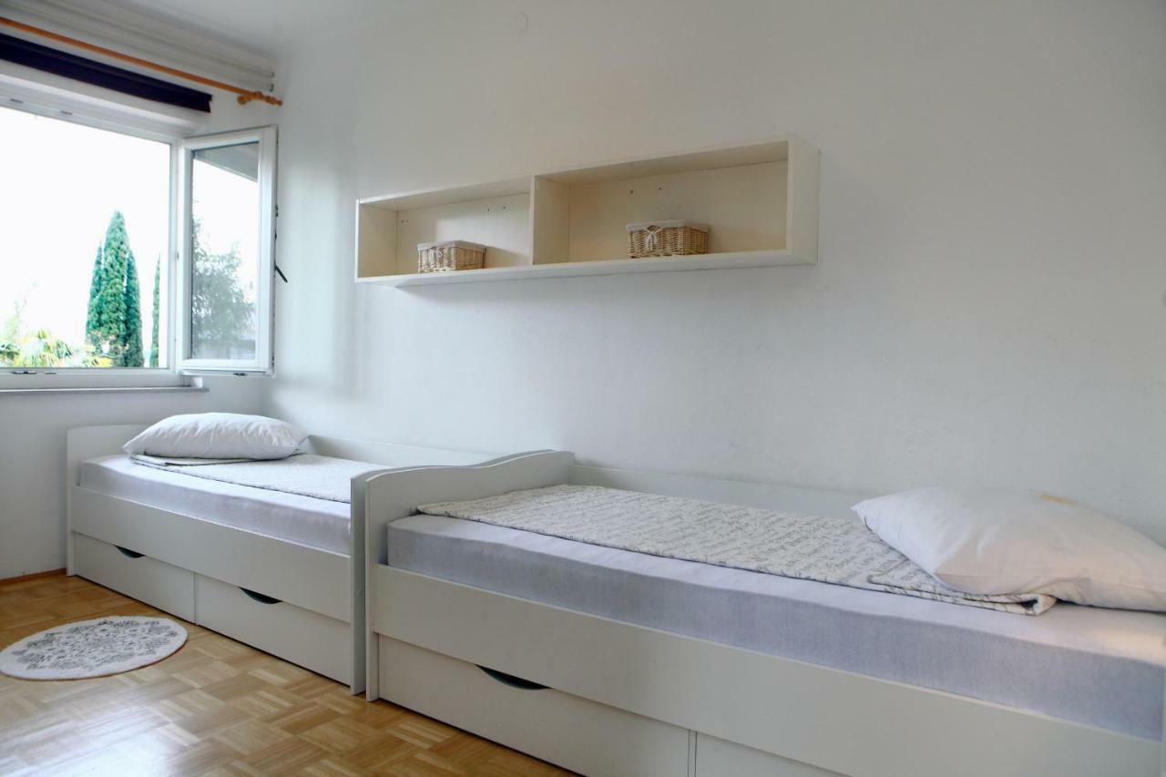 Peaceful Family Apartments Jasna Portoroz Exterior photo